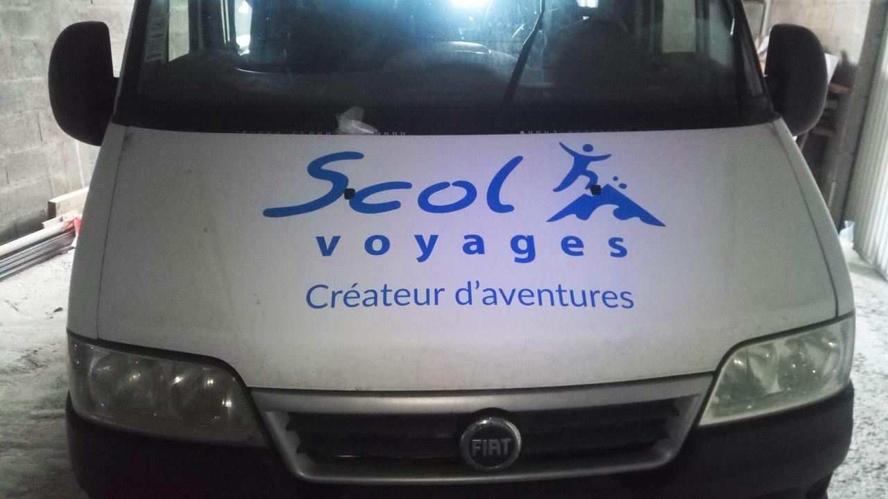 Marquages véhicule de Scol Voyages